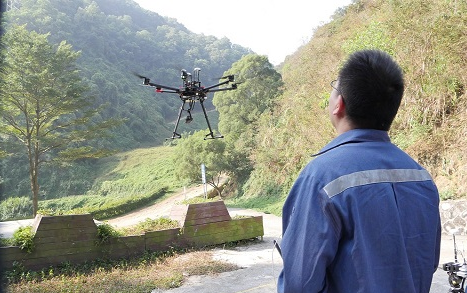 無人機(jī)巡檢輸電線路.png 無人機(jī)巡檢輸電線路.png