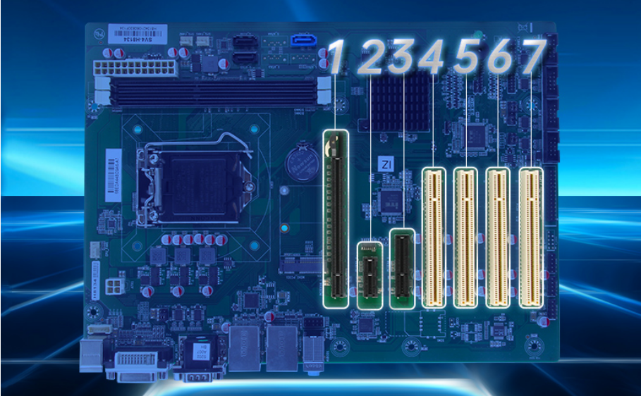 7個擴展槽分別為1個PCIex16插槽，1個PCIex4插槽，1個PCIex1插槽以及4個PCI插槽。