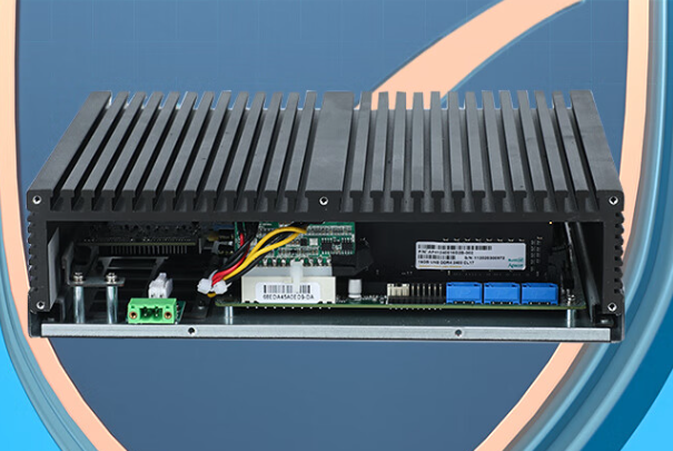 嵌入式工控機.png 嵌入式工控機.png