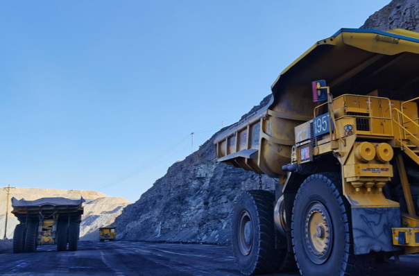 礦山作業(yè).png 礦山作業(yè).png