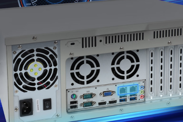 東田4U工控機端口.png 東田4U工控機端口.png